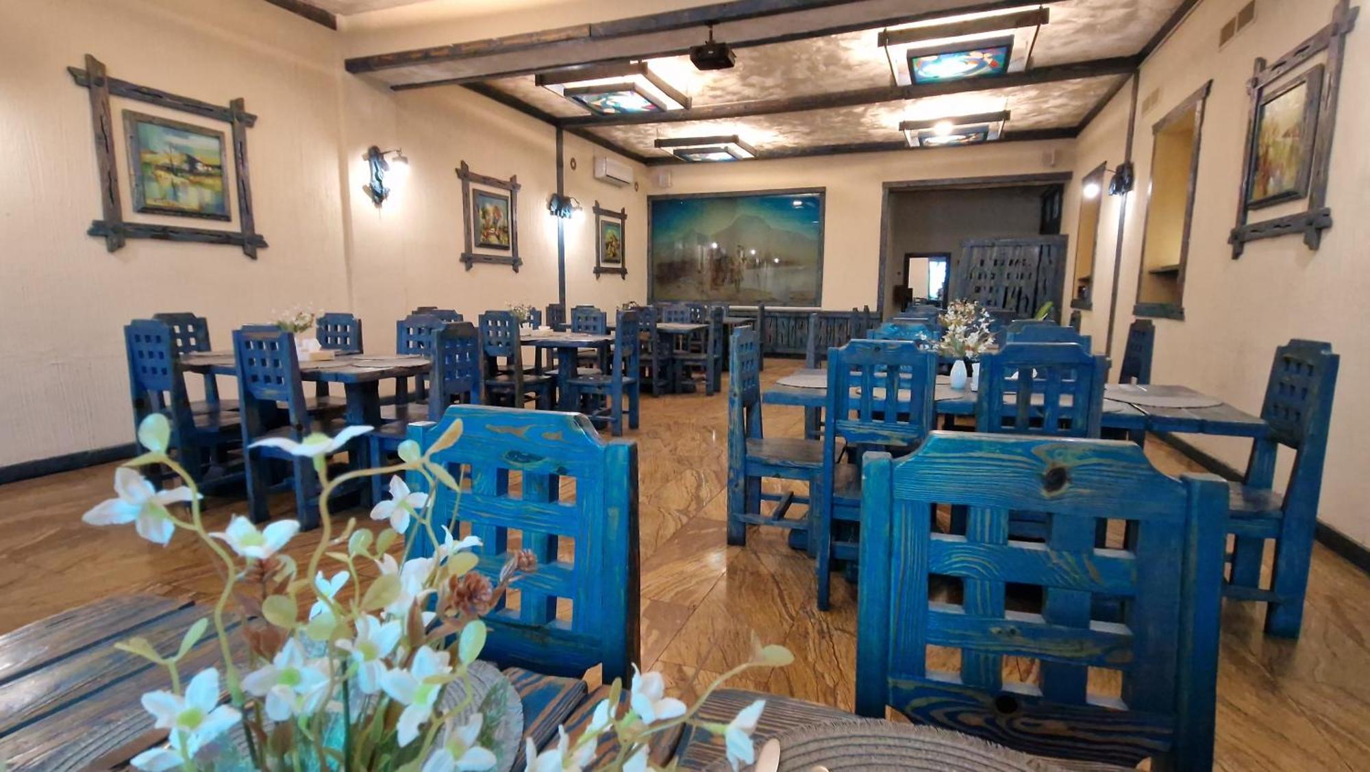 Ararat Hotel เยเรวาน ภายนอก รูปภาพ
